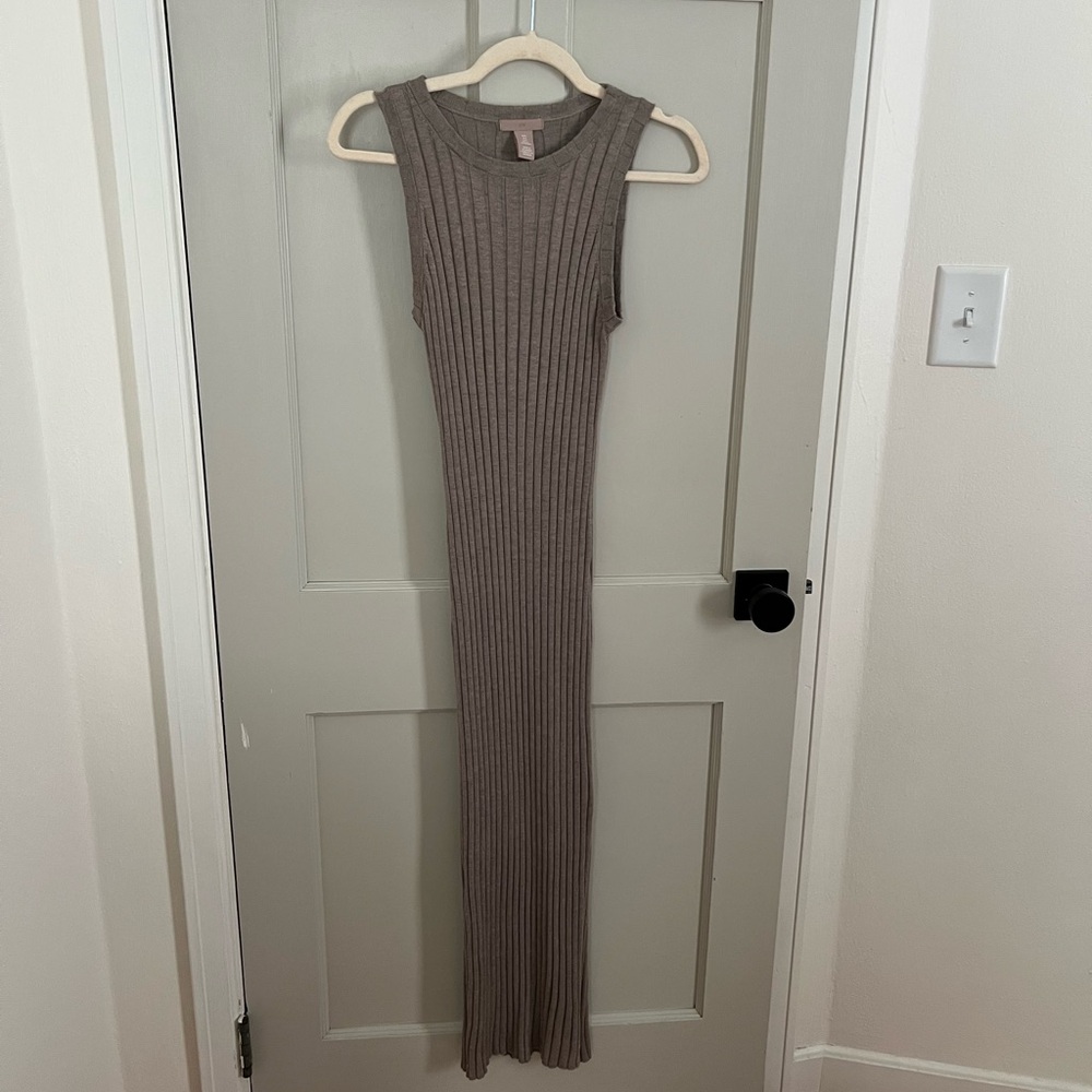 H&M Taupe Ribbed Maxi Dress